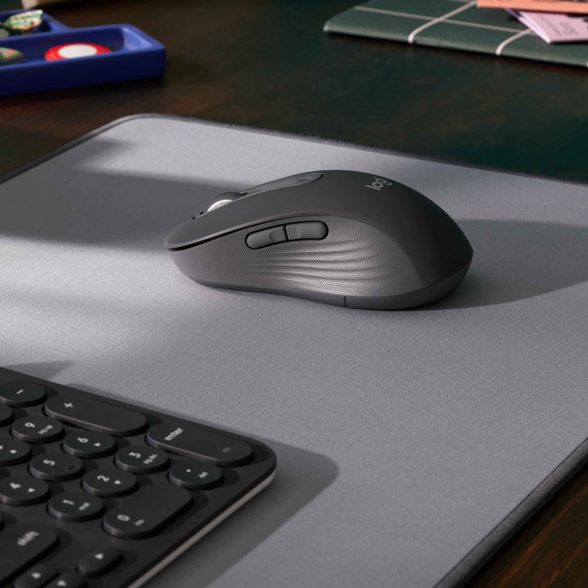 LOGITECH Signature M650 Wireless Mouse
